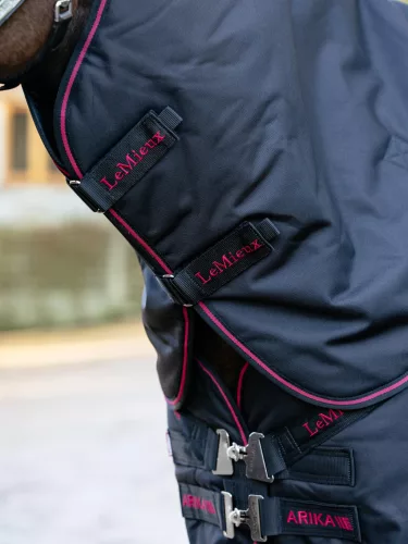 Arika Storm-Tek Rug 50g Black