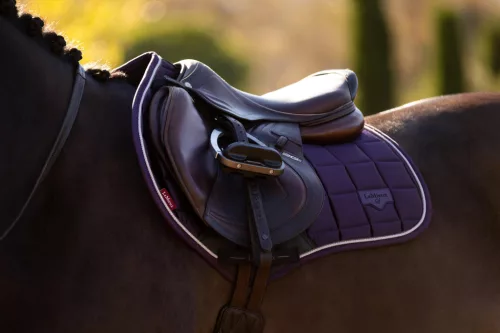 Loire Classic Close Contact Square Juniper