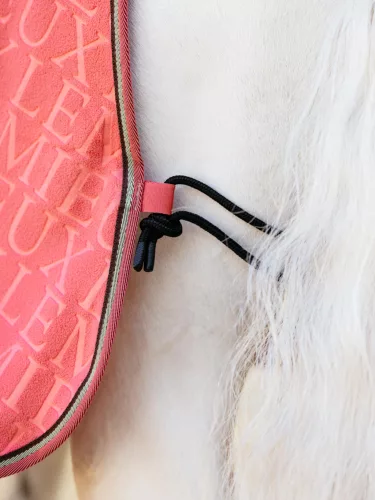 Arika Monogram Fleece Rug Cranberry