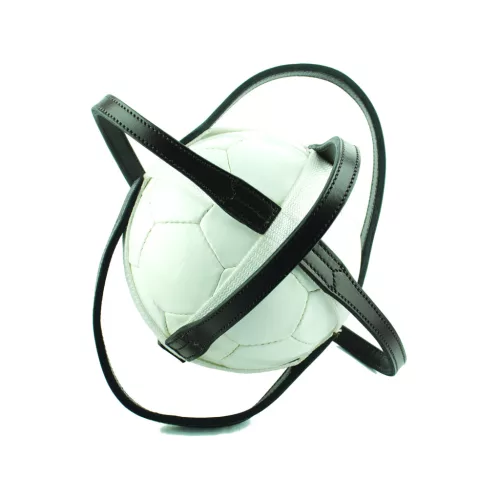 4-es méretű lólabda