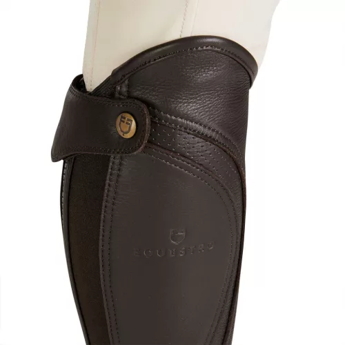 Unisex perforált bőrgatya - maximális kényelem
