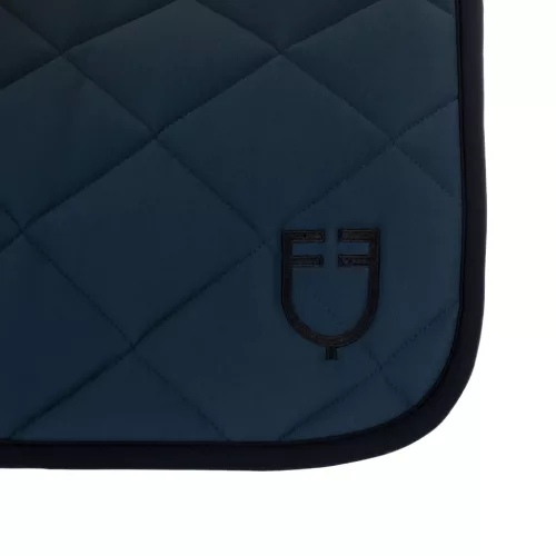 Hímezett logós ugrószőnyeg - fekete vonal kiadás