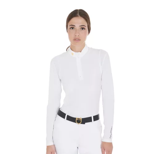 Női slim fit póló technikai anyagból