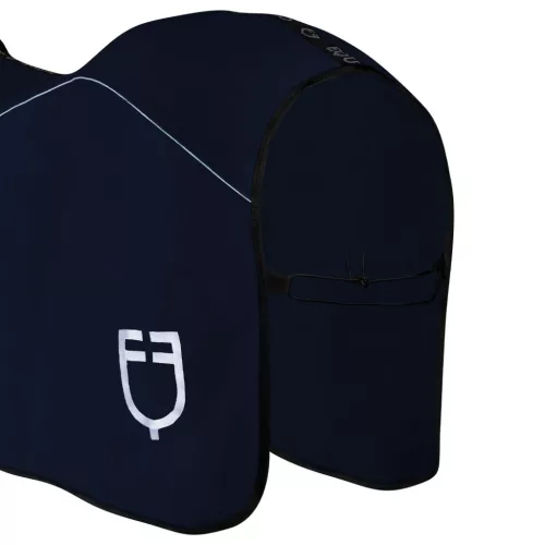 Equestro Polár takaró fedőlapos elülső rögzítéssel
