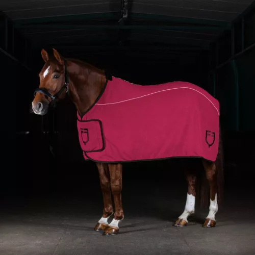 Equestro Polár takaró fedőlapos elülső rögzítéssel
