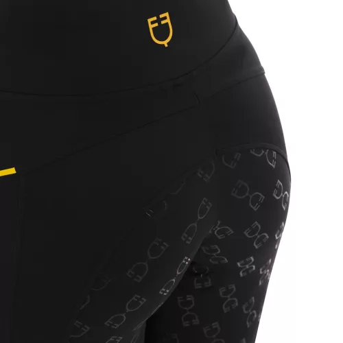 Női slim fit leggings mikro hálós betétekkel
