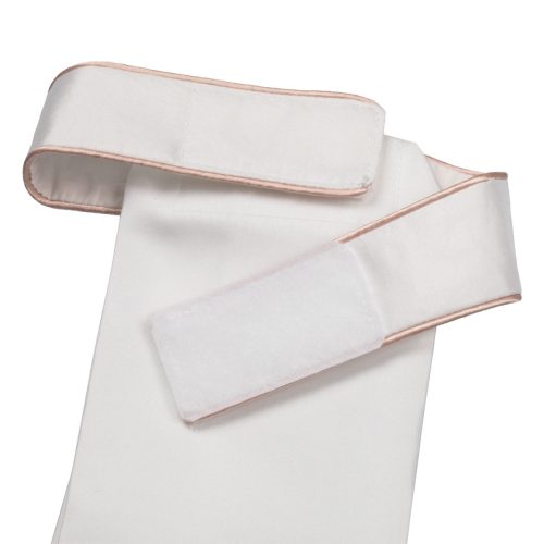 Dressz plastron, strassz logóval