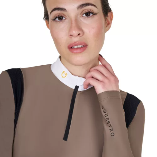 Női slim fit póló technikai anyagból
