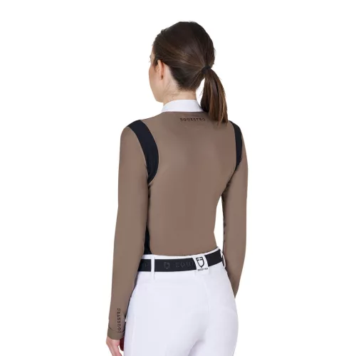 Női slim fit póló technikai anyagból
