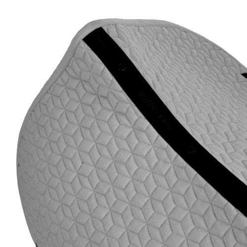 Ugró nyeregalátét kockás steppeléssel