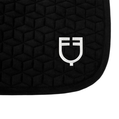 Ugrónyereg párna kockás steppeléssel