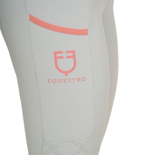 Női perforált dekorációval ellátott leggings